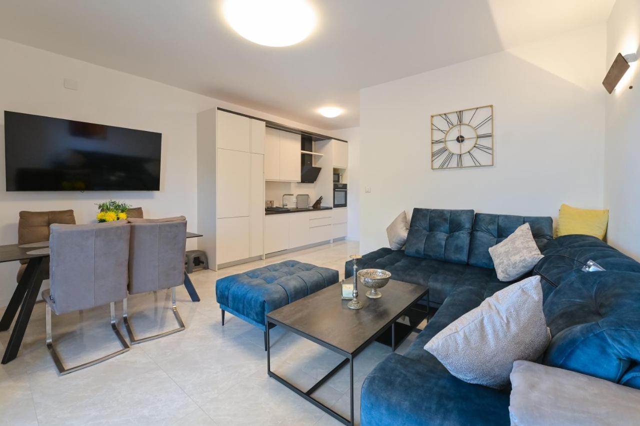 Kustići Villa Ami מראה חיצוני תמונה