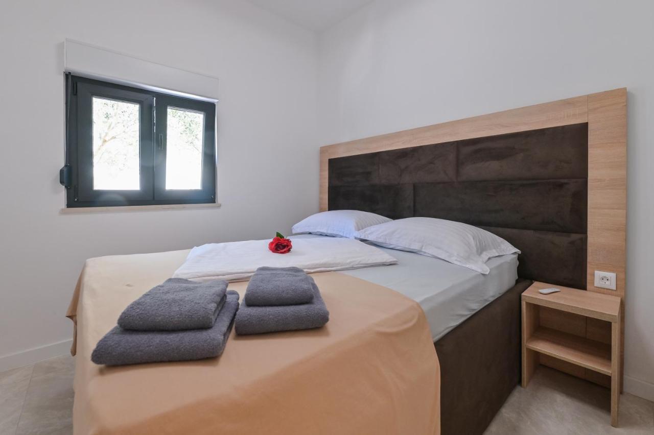 Kustići Villa Ami מראה חיצוני תמונה
