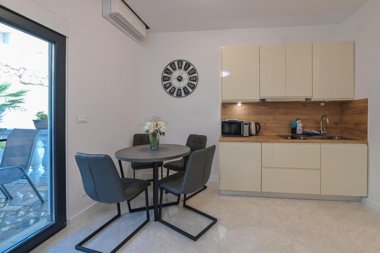 Kustići Villa Ami מראה חיצוני תמונה